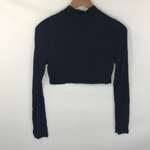 Boohoo Tops - Boohoo Black Skull Hand Crop Top Size 6 Boohoo Tops - Boohoo Black Skull Hand Crop Top Size 6